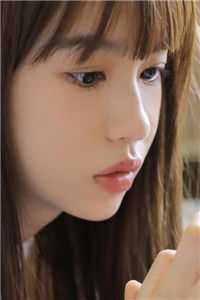 女儿让他班主任做她的妈妈