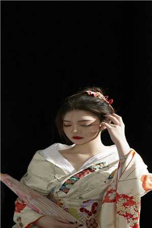 高手下山：开局签到校花未婚妻