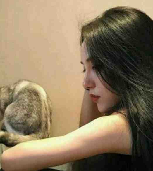 妹妹被欺负后，我带着一等功勋章闯烈士陵园