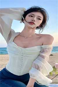 青云红颜