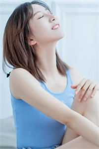 我只想抱大腿，清冷大佬却被钓疯