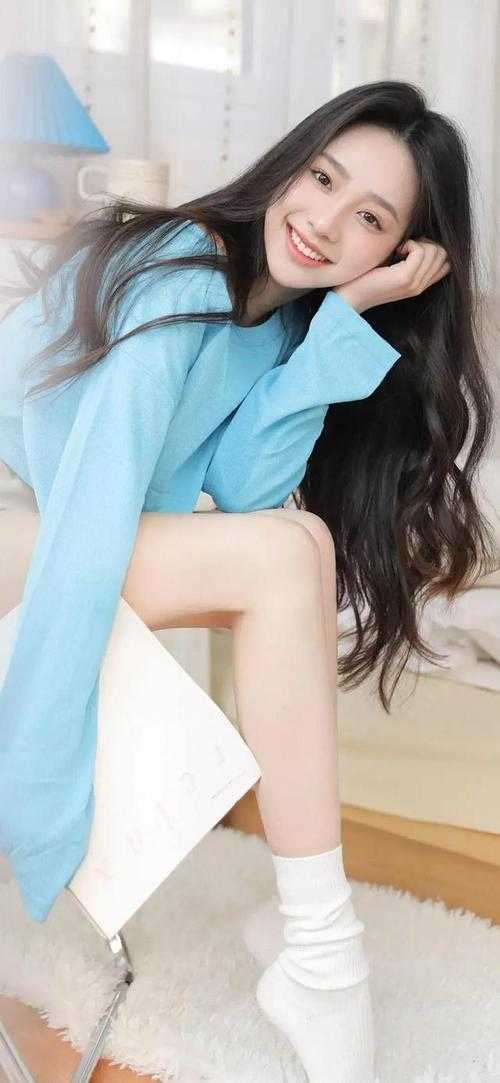 已知君两意，故来相决绝