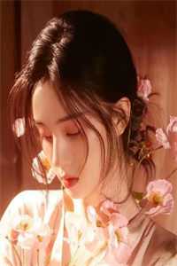爱只能在回忆里完整