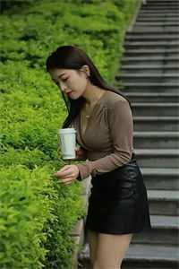微风轻拂又见你