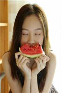 也许爱是无法预料的伤