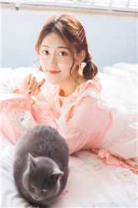 黑幕破晓：从牛马到女王的崛起