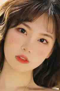 被绿茶女诬陷入狱后，未婚夫和竹马火葬场了