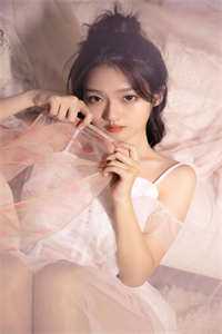 他赠巴黎烟花吻，我回全网离婚证