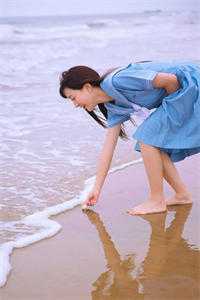 给前女友初恋献温暖后