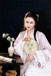 大师算卦后，老公崩溃了
