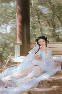 听风吻过盛夏