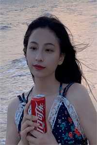 穿进年代文后，糙汉把我宠成宝