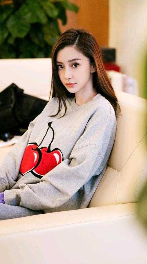 只因白月光的爱猫掉根胡子，老公拔光女儿所有的头发