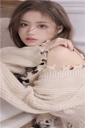 男友为小青梅推我喂蛇，却不知我乃是蛇山圣女(青梅季州寅)最新小说_免费阅读完整版小说男友为小青梅推我喂蛇，却不知我乃是蛇山圣女(青梅季州寅)