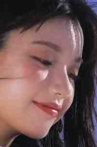把婚礼让给妻子和初恋后，她后悔了