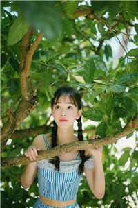 妈妈卖了我的金镯子给弟弟还债