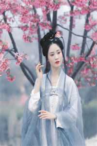 婉拒高岭之花后，我在学术圈风生水起
