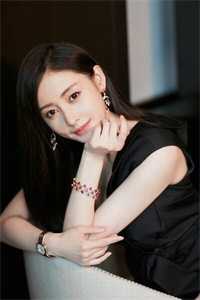 坐牢七年，家里挂上了老婆和别人的结婚照
