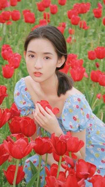穿越七零：被钢铁厂糙汉宠上天