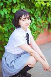 我妈倒贴初恋和私生子，却不知道我已经换了监护人准备出国