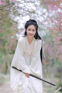 小桃妖深陷雄竞场，师尊他破防了