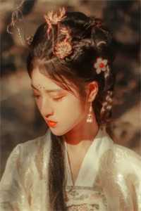 普女逆袭万人迷，病娇都吻了上来