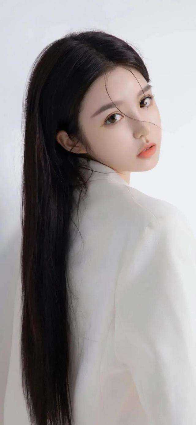 我退出考古队后，自称有黄金瞳的老公养妹急疯了